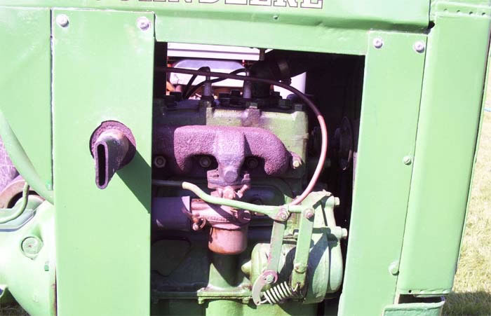 John Deere JD-62 - Model L Tractor 1937 Engine Detail