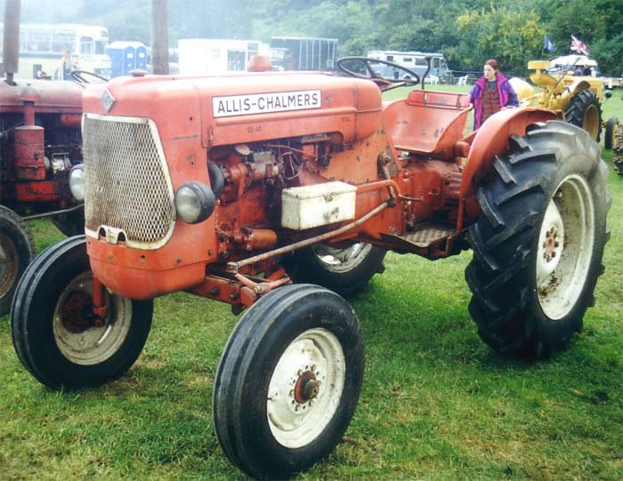 Allis-Chalmers ED 40 Tractor 1963