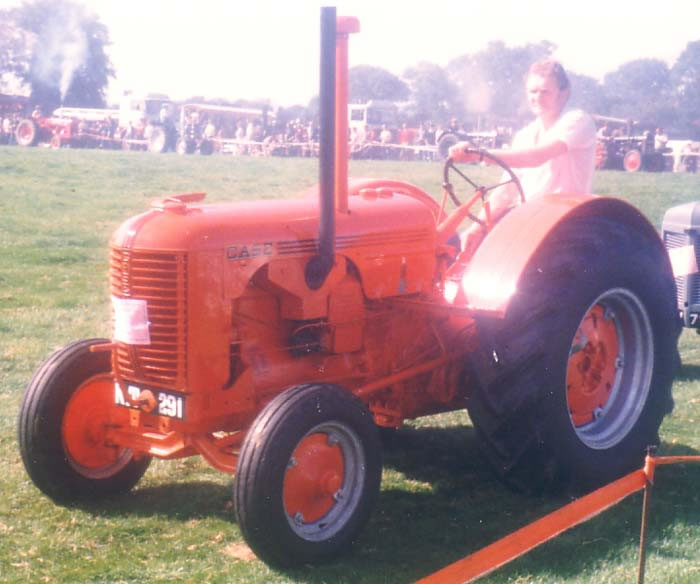 Case Model DEX 26/32 h.p. Tractor
