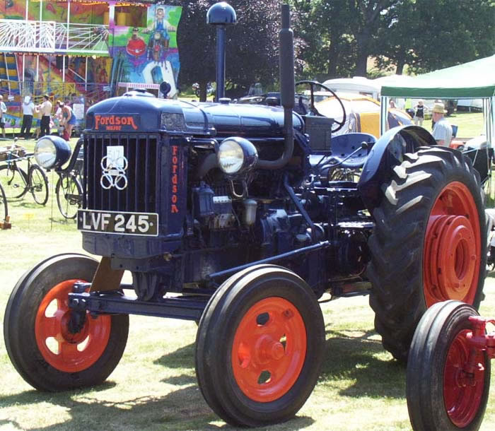 Fordson Major E27N P6 Diesel Tractor