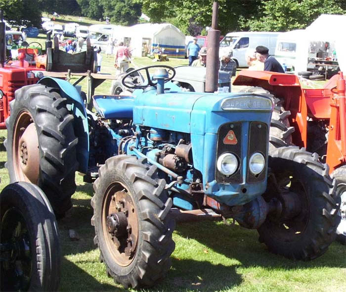 Fordson Super Dexta Roadless Four Wheel Drive Tractor View 2