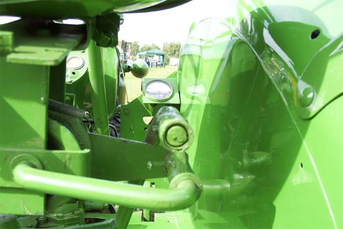 Oliver Super 99 GM Diesel Tractor Detail 3